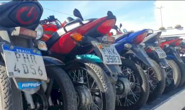 PM deflagra operação ‘Marfim’ e interrompe aglomeração de motoqueiros no Novo Aleixo