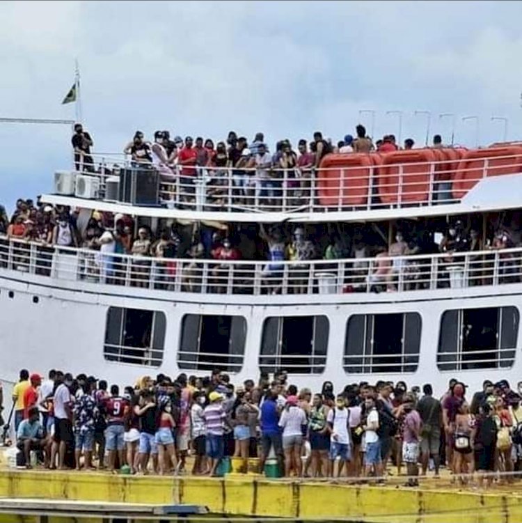 Barco com destino a praias próximas de Manaus sofre fiscalização