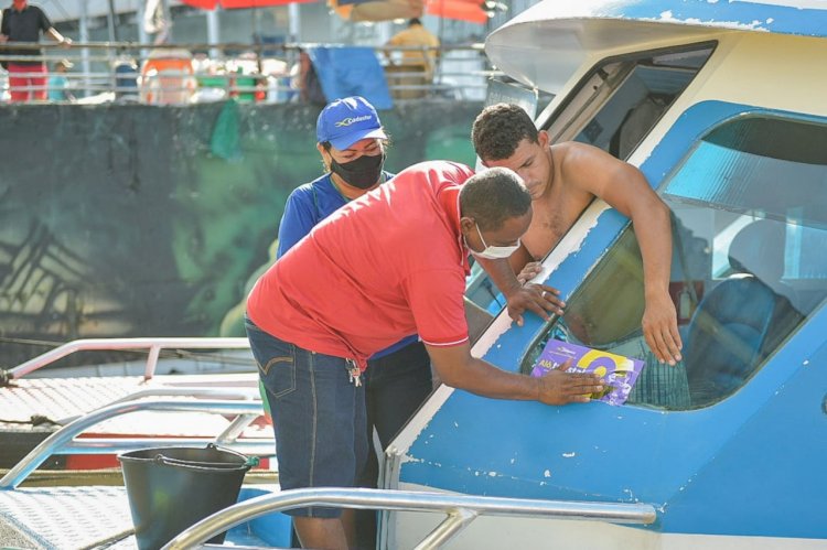 Embarcações do Porto de Manaus são fiscalizadas pela Amazonastur e Politur