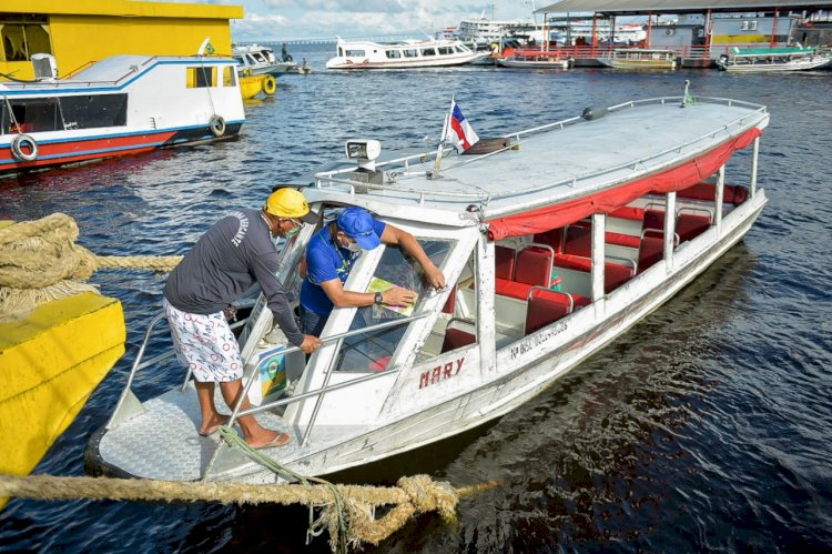 Embarcações do Porto de Manaus são fiscalizadas pela Amazonastur e Politur