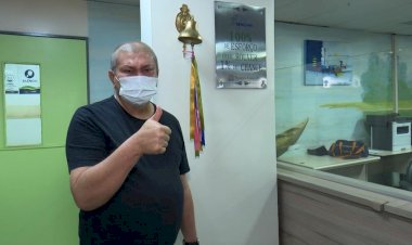 Paciente vence a Leucemia Mielóide Aguda e comemora sua recuperação