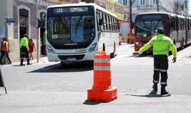 Linhas de ônibus retornam de forma gradual em Manaus