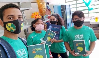 Estudantes de Codajás recebem Prêmio Abric de Incentivo à Ciência