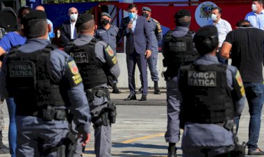 Wilson Lima anuncia início do pagamento de abono fardamento para policiais militares e bombeiros