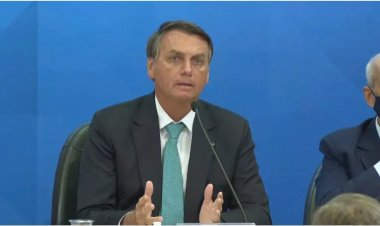 Bolsonaro terá que explicar declarações sobre fraudes em urnas ao TSE
