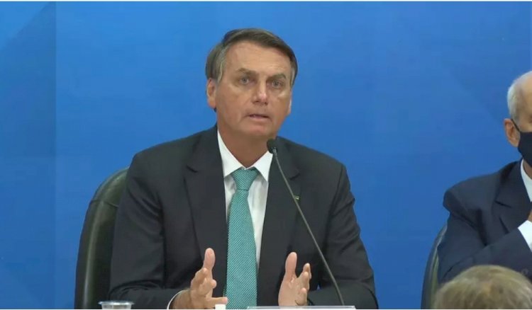 Bolsonaro terá que explicar declarações sobre fraudes em urnas ao TSE