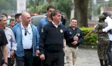 Bolsonaro dará R$ 100 mi para policial comprar casa; ministério é contra