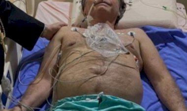 Bolsonaro é internado com obstrução intestinal e fará tratamento conservador inicialmente