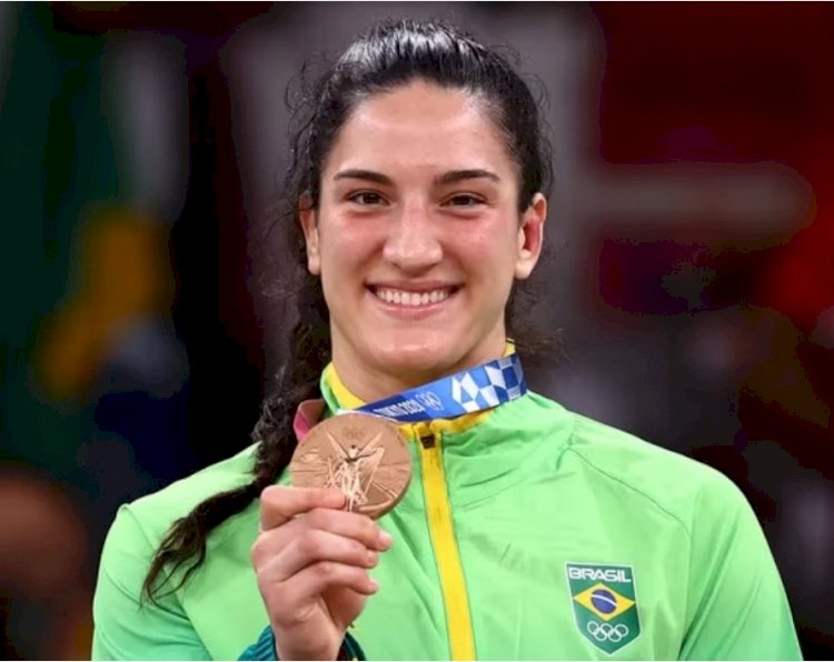 Mayra Aguiar faz história e é bronze nas Olimpíadas de Tóquio