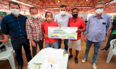 Governador Wilson Lima libera 5º pagamento de indenizações e auxílios a beneficiários do Prosamim, neste ano