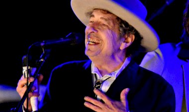 Bob Dylan é processado por abuso sexual de menina de 12 anos em 1965; cantor nega acusação