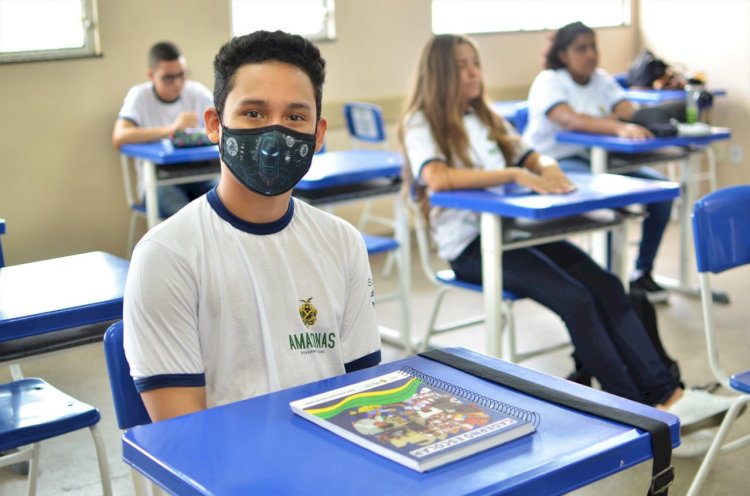 Conselho Estadual de Educação do Amazonas homologa documento com novas diretrizes para o Ensino Médio 