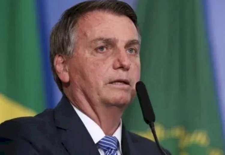 Bolsonaro sanciona LDO e veta trecho que previa fundo eleitoral de R$ 5,7 bilhões, diz Planalto