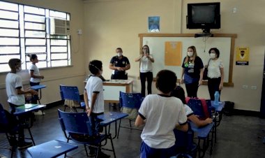 Governo do Amazonas retoma aulas 100% presenciais em 61 municípios do interior