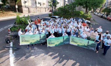 Sema realiza blitz ambiental com doação de mudas no Dia da Árvore