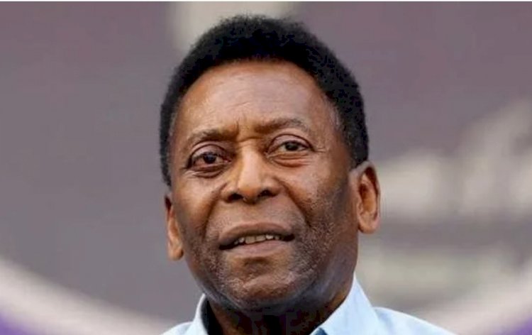 Pelé tem piora no estado de saúde e volta à UTI em hospital de São Paulo