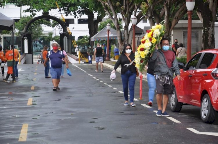 Cemitérios de Manaus vão abrir de 7h às 18h no Dia de Finados