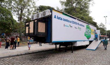 Megavacinação: Carreta da Vacina Amazonas encerra primeiro dia com mais de 780 doses aplicadas