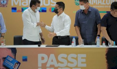 Wilson Lima e David Almeida assinam convênio que garante passe livre a estudantes no transporte coletivo