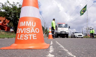 Prefeitura notifica 34 veículos em operação voltada ao transporte Alternativo