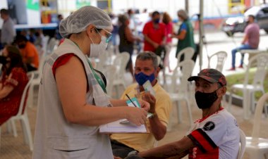 Governo do Estado reduz para três meses intervalo para dose de reforço contra Covid-19 para pessoas a partir de 60 anos