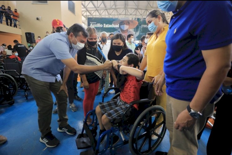 Wilson Lima anuncia PAC em Presidente Figueiredo e entrega recursos para associações do setor primário e social