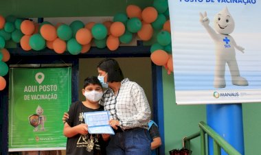 Prefeitura de Manaus inicia vacinação contra a Covid para novos grupos e crianças de 11 anos