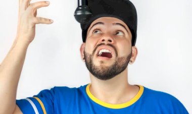 Comediante faz sucesso na internet com vídeos sobre cotidiano social