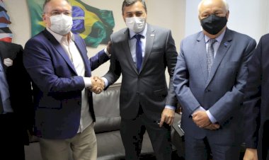 Governador e representantes da indústria estiveram em Brasília, no gabinete do senador Roberto Rocha, relator da PEC