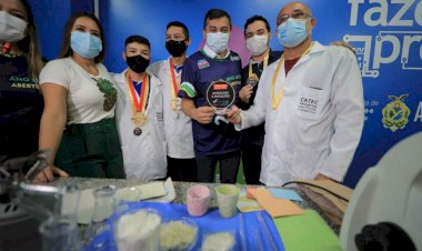 Wilson Lima abre ano letivo do interior com inauguração de laboratório maker e retorno do ‘Trilhas do Saber’ em Manacapuru