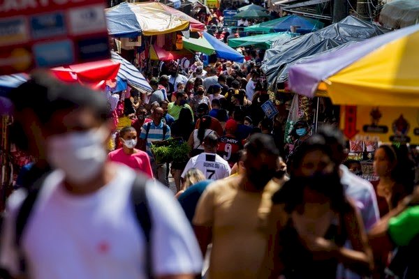 Carnaval em Manaus: veja o que abre e o que fecha