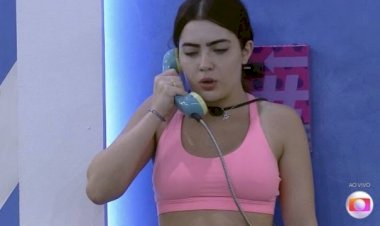 Jade atende o Big Fone no 'BBB 22' e está no paredão junto com Arthur