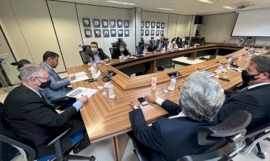 Governo do Amazonas discute com Ministério da Economia proposta para manter competitividade da ZFM