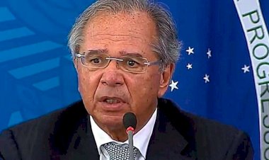 “Tem mais iPhones do que população no Brasil”, afirma Paulo Guedes