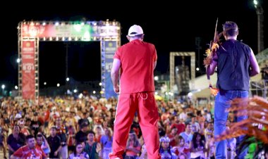 Carnaboi 2022: primeira noite de apresentações atrai mais de 5 mil pessoas para o Sambódromo