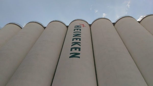 Após quase 20 anos, Heineken encerra produção de concentrados para refrigerantes em Manaus