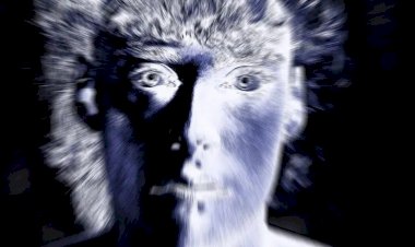 Jovem coloca a própria alma a venda em NFT por R$14 milhões