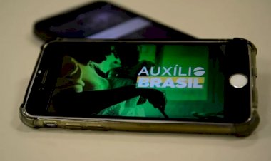 Auxílio Brasil: benefícios de abril começam a ser pagos nesta quinta; veja quem recebe e como pedir