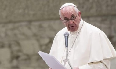 Papa Francisco: “Nossos olhos estão incrédulos nesta Páscoa de guerra”