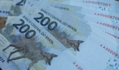 Caixa paga Auxílio Brasil a beneficiários com NIS final 7