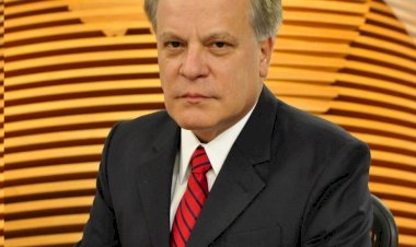Jornalista Chico Pinheiro deixa a TV Globo após 32 anos