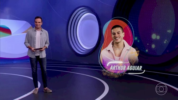 Tadeu Schmidt revela quando Arthur Aguiar volta ao BBB 22: nesta quinta, durante o dia; saiba os detalhes