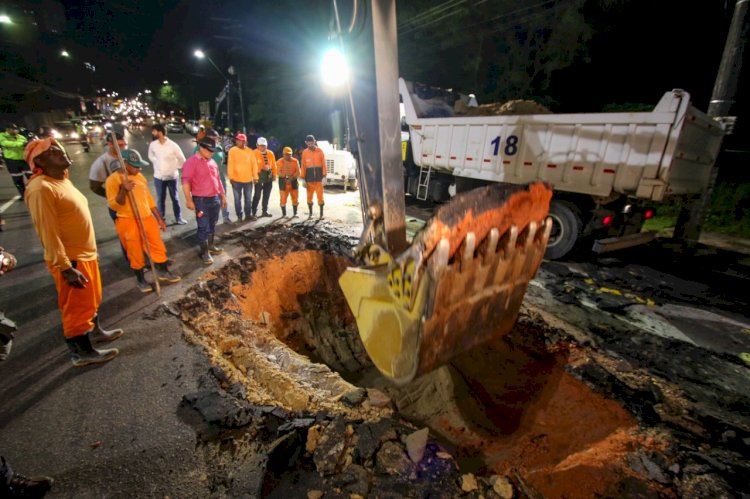 Prefeitura inicia recuperação de rede de drenagem na avenida Jornalista Umberto Calderaro Filho