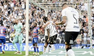 Corinthians é o novo líder do campeonato brasileiro, numa rodada de cinco jogos que terminaram empatados.
