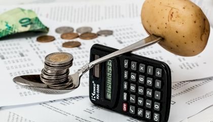 Entenda o “efeito dominó” dos preços que causa inflação generalizada