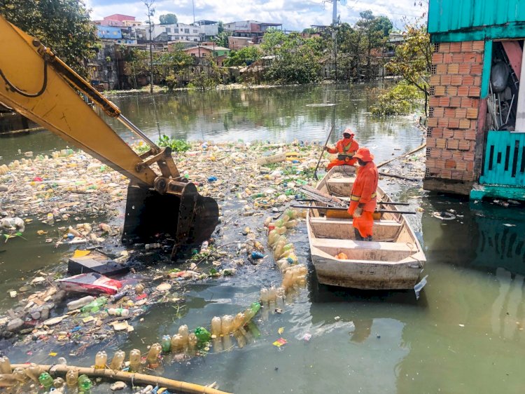 Prefeitura realiza limpeza na orla do São Jorge