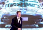 Pessimista com a economia, Musk quer cortar 10% dos empregos da Tesla