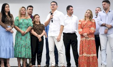 Prefeito David Almeida anuncia reajuste de 11,73% para servidores de saúde