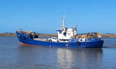 Embarcação de carga que saiu do Recife naufraga a caminho de Noronha; cinco tripulantes estão desaparecidos