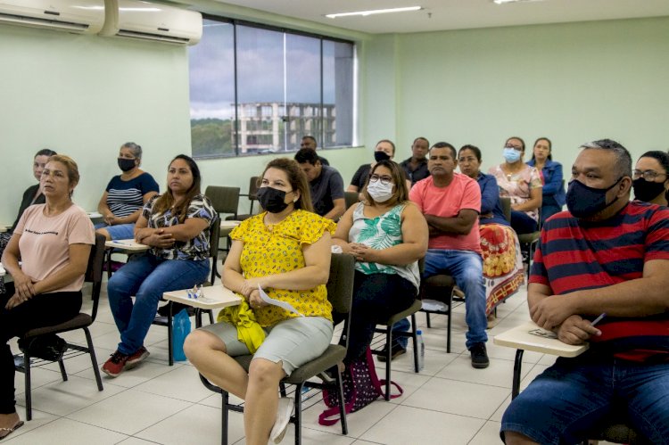 Mais de 81 mil candidatos disputam 1,4 mil vagas no último dia do concurso da Semsa